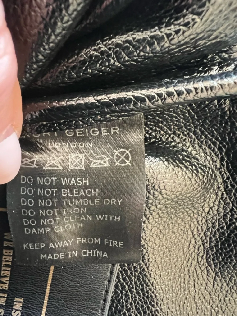 Kurt Geiger Party Shoulder Bag Mesh Black Crystals with Chain Strap. EUC - Picture 5 of 8